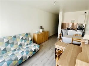 appartement à la location -   80000  AMIENS, surface 24 m2 location appartement - APR739843